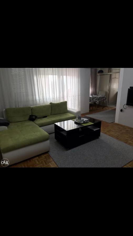 바냐루카 Dan I Noc 아파트 외부 사진